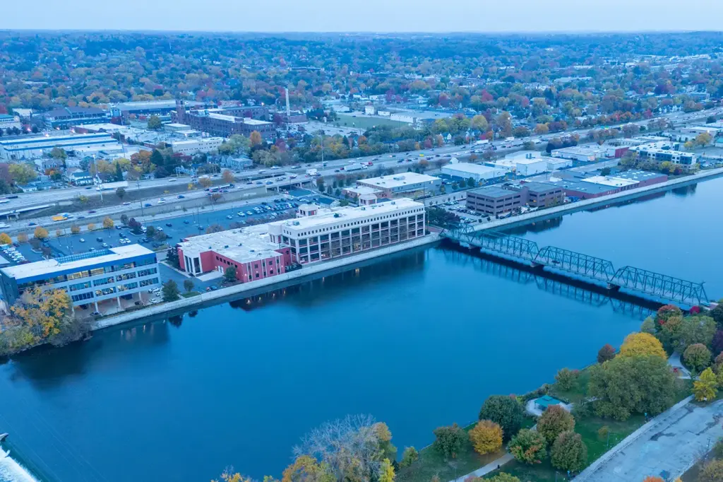 back grand rapids